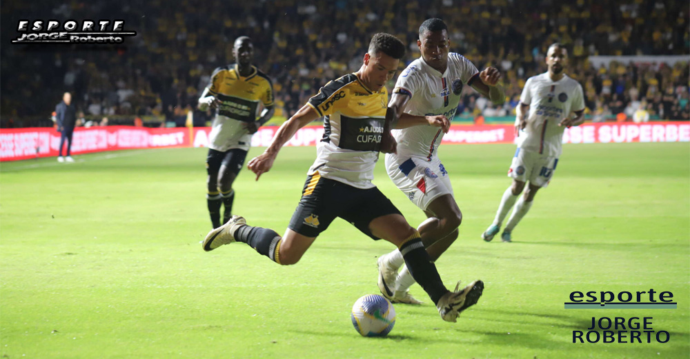 Carvoeiro sofreu dois gols no fim e foi derrotado novamente./Foto: Celso da Luz/Criciúma EC